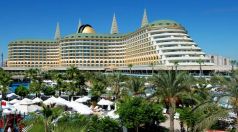 DELPHIN IMPERIAL LARA