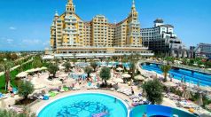 ROYAL HOLIDAY PALACE
