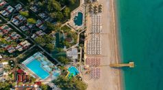 Pirates Beach Club